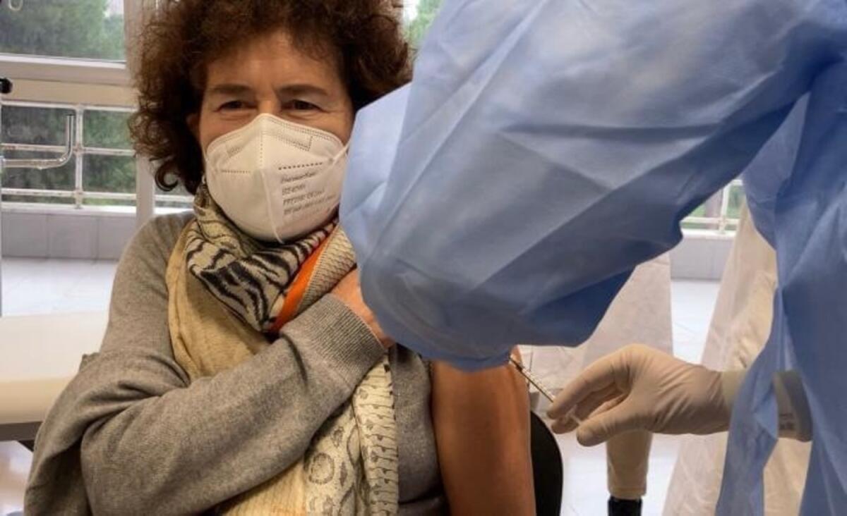 V-Day a Foggia, oggi la seconda dose ai primi vaccinati a fine dicembre 2020: "Adesso potremo prendere a schiaffi il Covid" - 