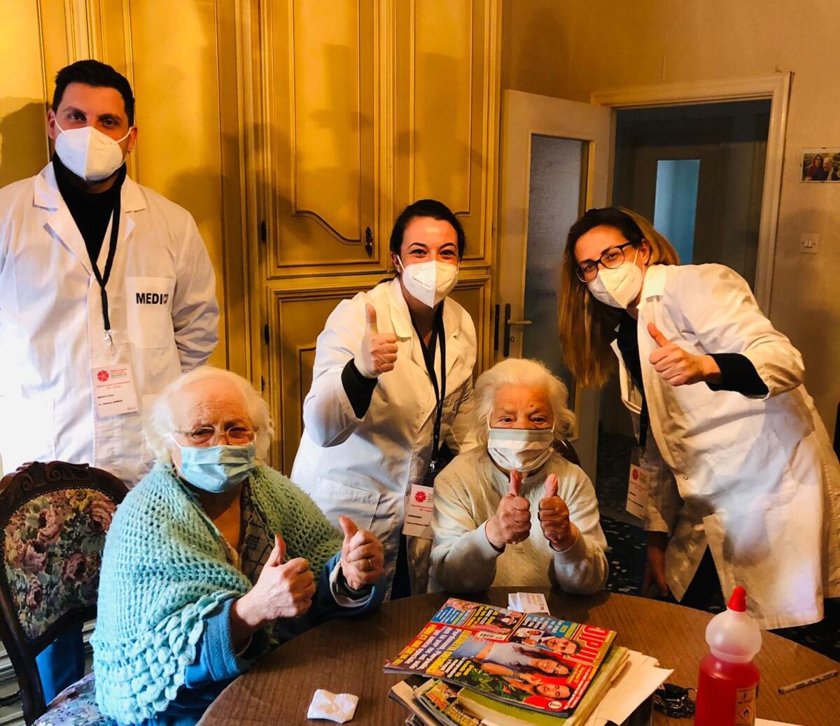 Vaccin anti-Covid agli over 80 in Puglia, in corso le somministrazioni a domicilio - 