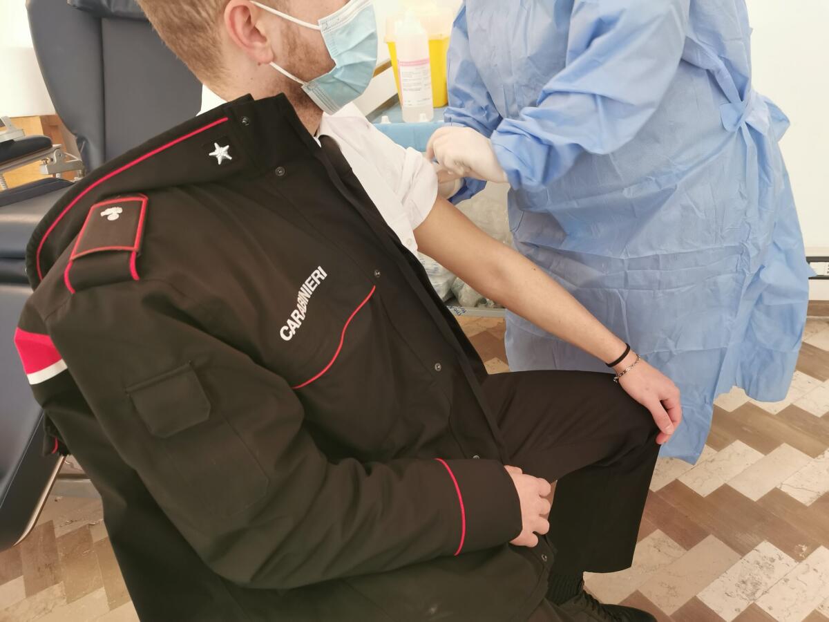 Campagna vaccinale anti Covid alle forze armate e di polizia di Foggia e provincia - 