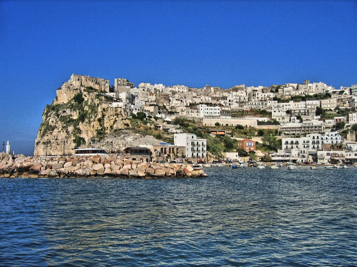 Peschici, morto 42enne a causa del Covid. Sindaco: "Matteo, giovane figlio della nostra città, non c'è più" - 