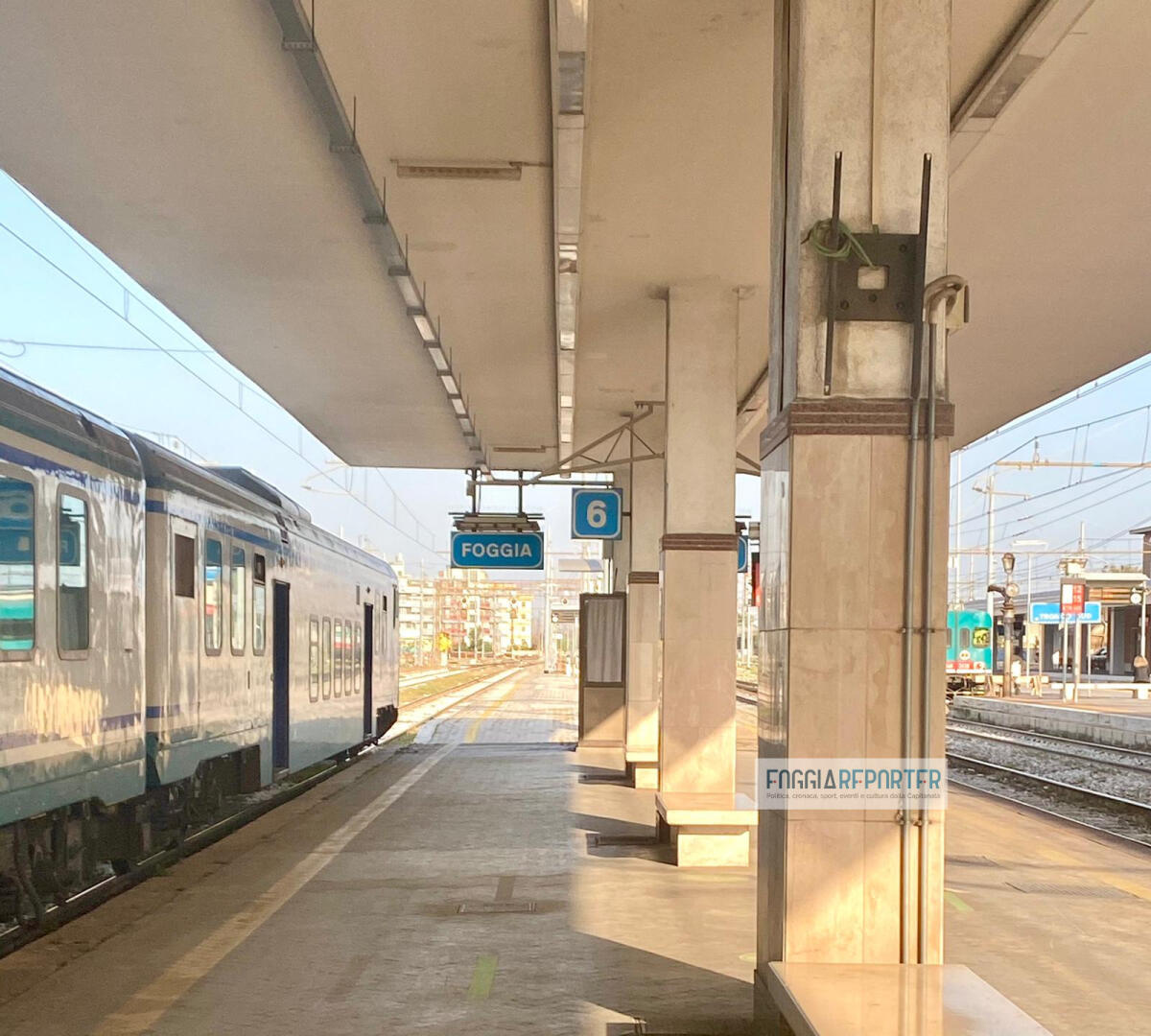 Operazione Polfer alla Stazione di Foggia, rintracciata una persona scomparsa e sequestrati 200 grammi di hashish - Riproduzione riservata