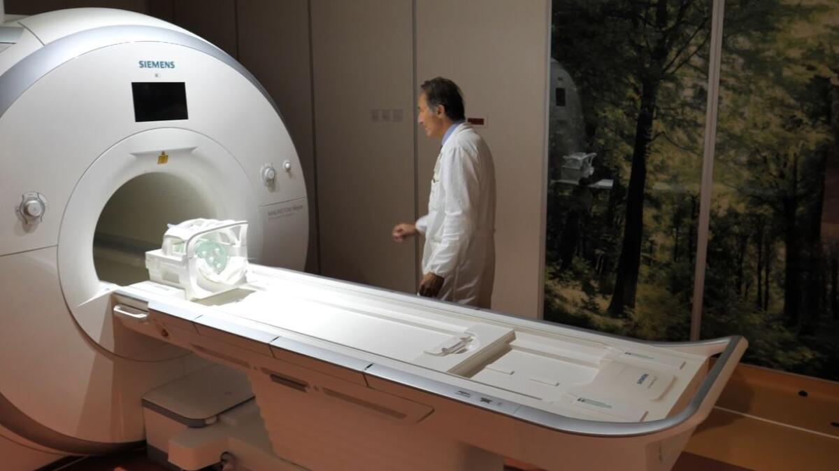 Foggia, apparecchiature di ultima generazione per la Radiologia del Deu (Video) - 