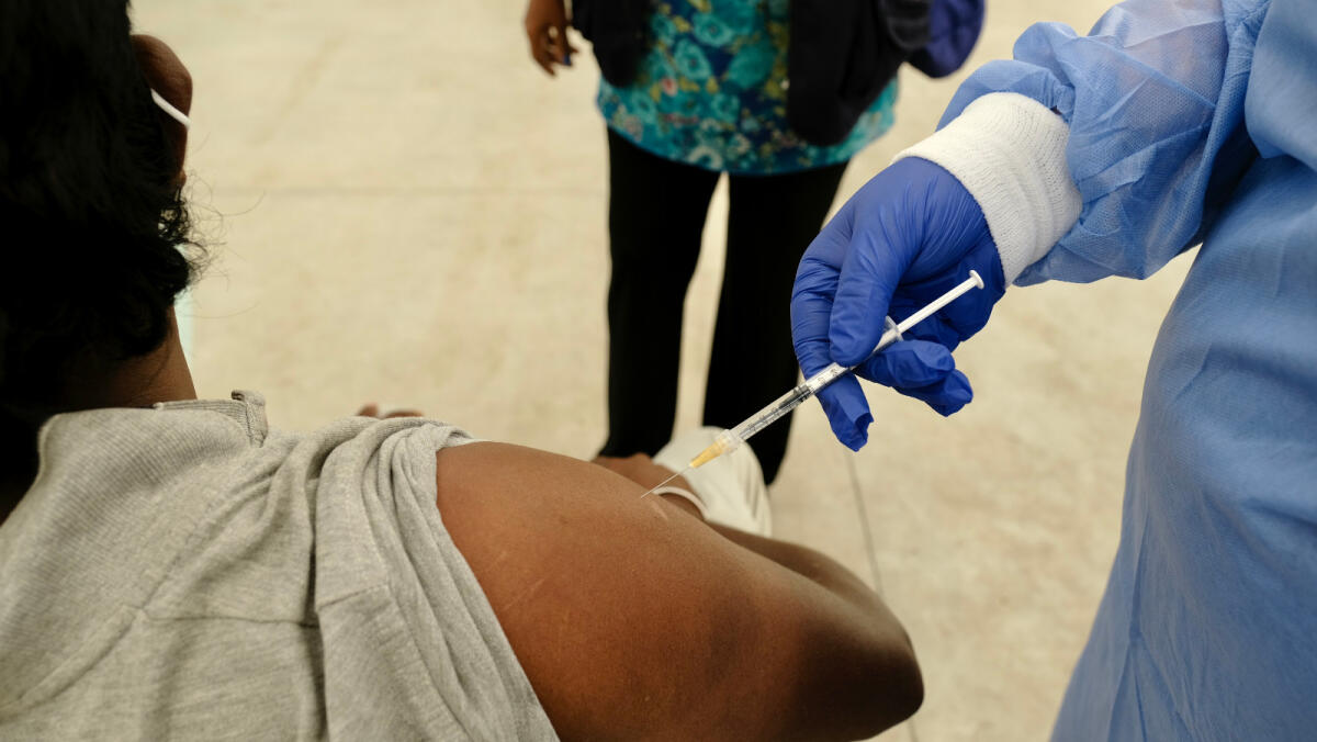 Campagna vaccinale, nuovo traguardo per la provincia di Foggia: superate le 800mila somministrazioni - 