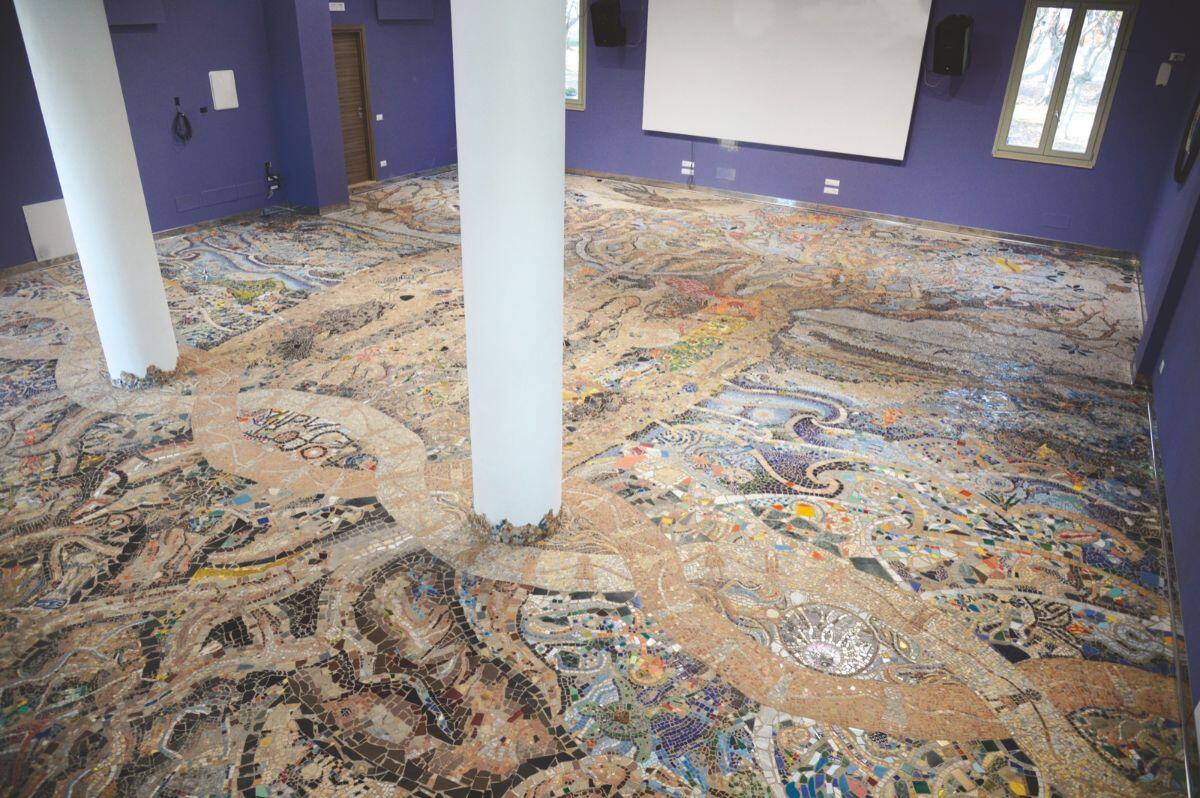 A Troia realizzata un'opera d'arte di grandissimo rilievo: un mosaico pavimentale di 130mq - 