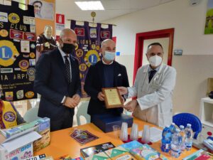 Un microscopio di ultima generazione donato alla Pediatria Oncologica di Casa Sollievo dai Lions Clubs pugliesi