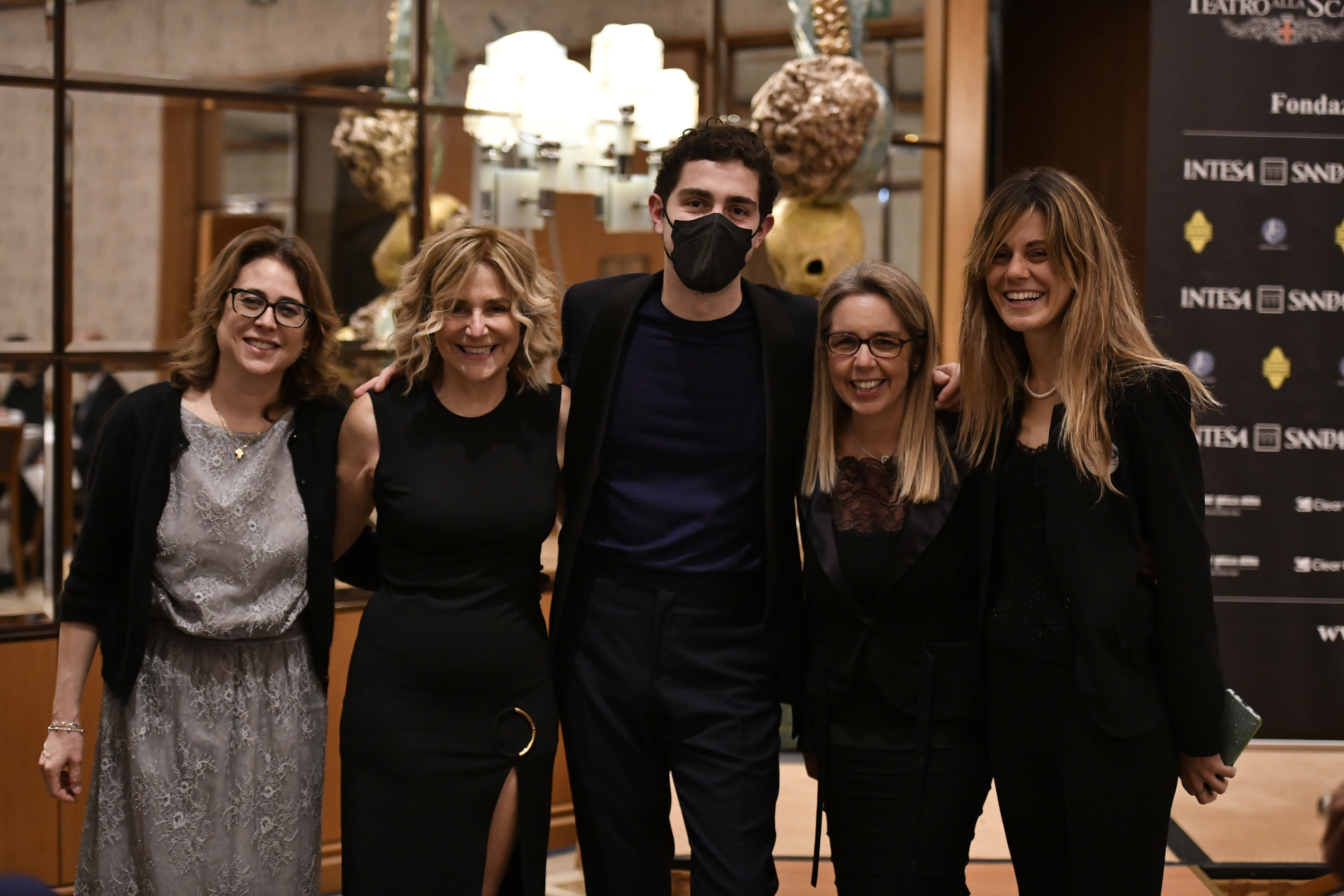 Serata straordinaria al Teatro alla Scala a favore della Fondazione Francesca Rava Nph Italia Onlus