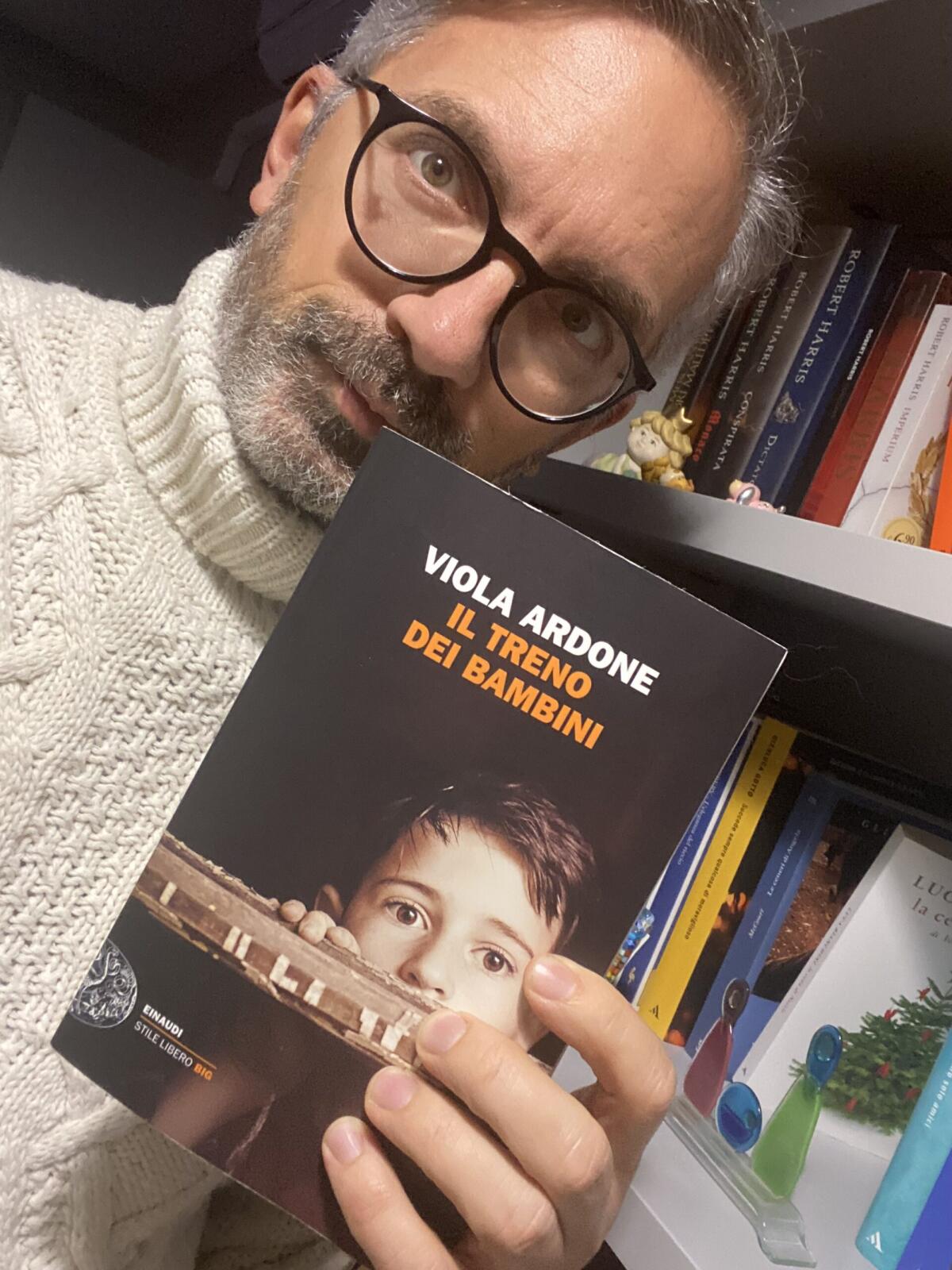 Il treno dei bambini, il romanzo di Viola Ardone - 
