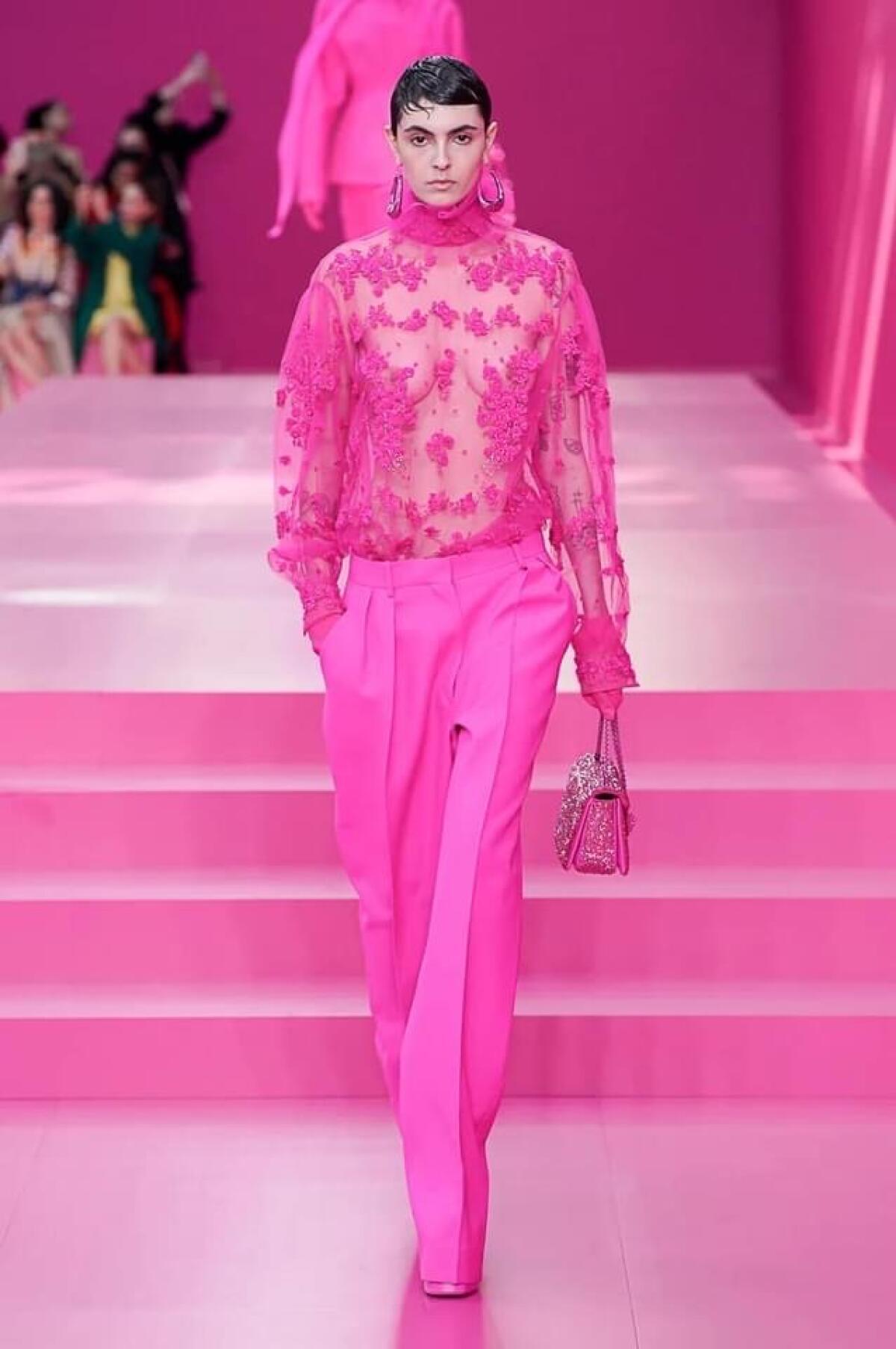 Pink color block per Velentino By Pierpaolo Piccioli - 