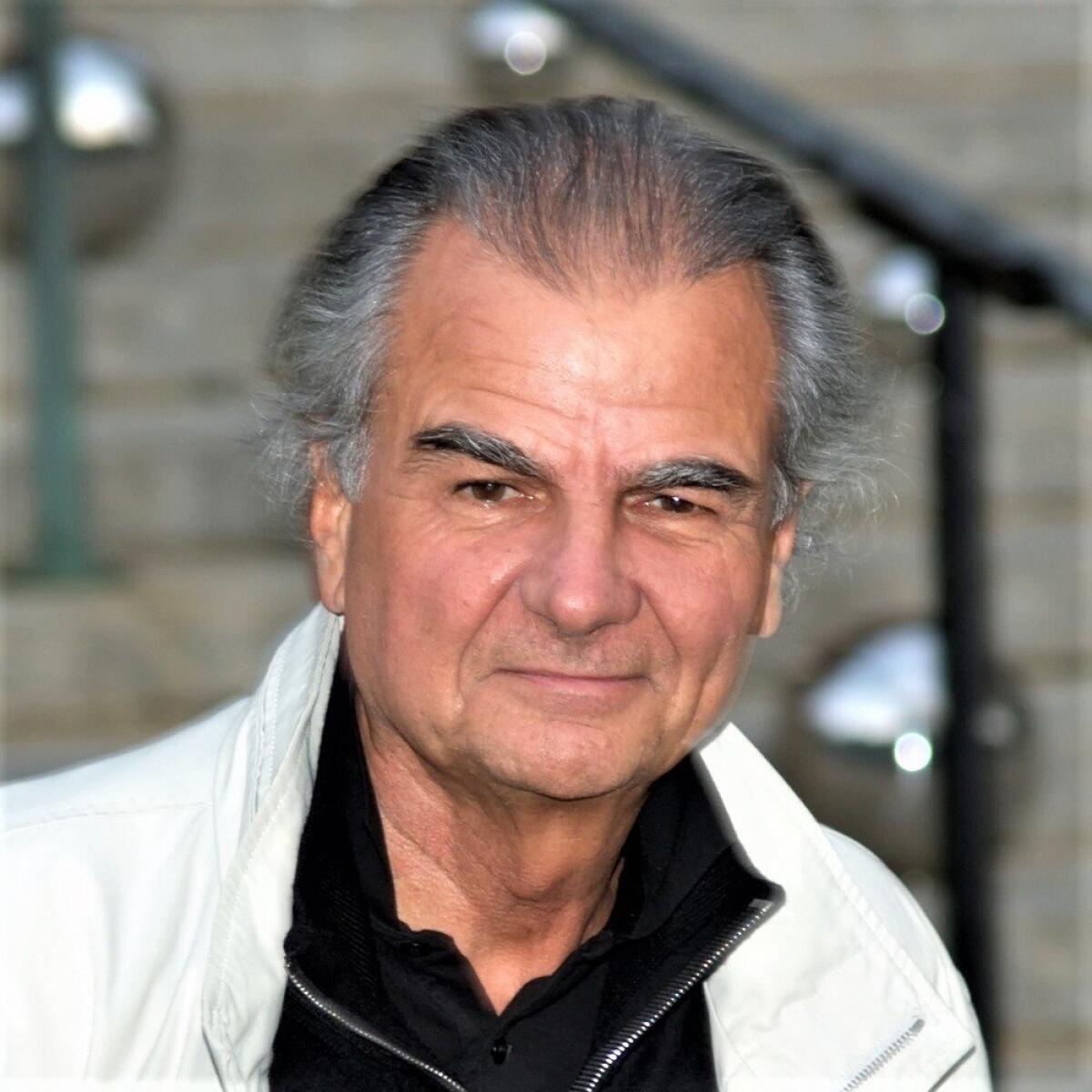 Morto Patrick Démarchelier, il fotografo di Miranda nel Diavolo veste Prada. - 