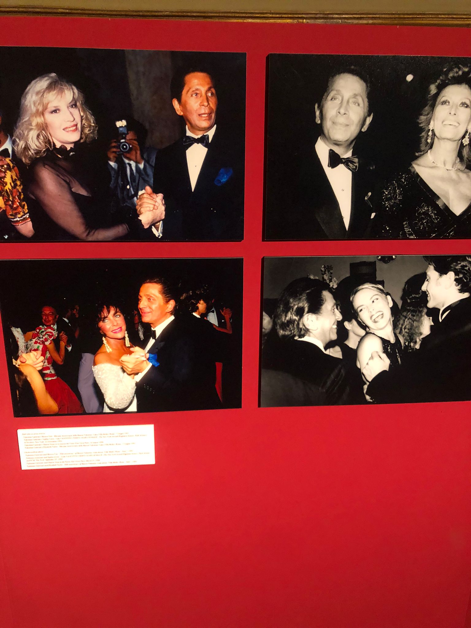 36 abiti del celeberrimo Rosso Valentino, in mostra al Teatro Sociale di Voghera