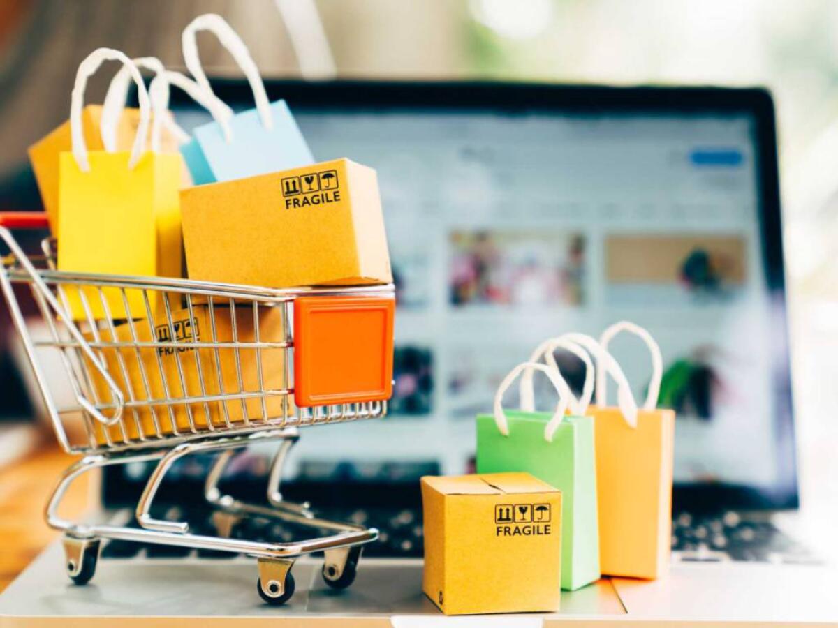 "Occhio alle truffe online" per gli acquisti prima di Natale. - 