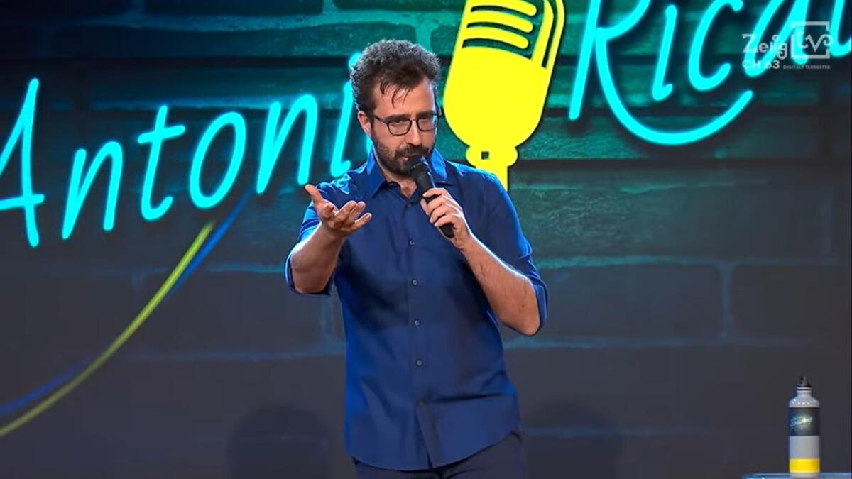 Da Zelig e Comedy Central arriva a Manfredonia Antonio Ricatti con lo stand up comedy - 