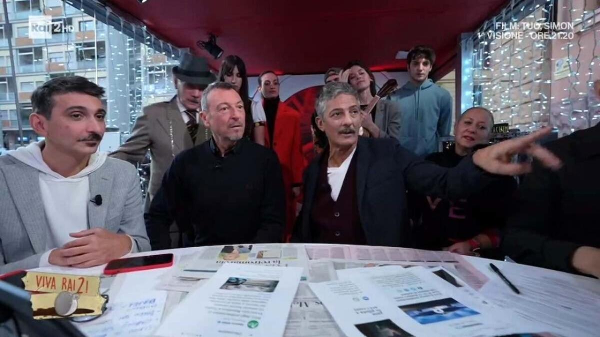 Sanremo, Fiorello svela la canzone di Giorgia, ma è uno scherzo. Panico in diretta a Viva Rai2 - 