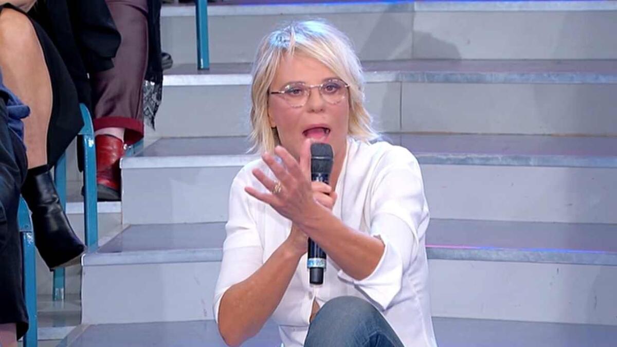 Anticipazioni Uomini e Donne, si sono incontrati fuori dal programma: scoppia il putiferio! - 
