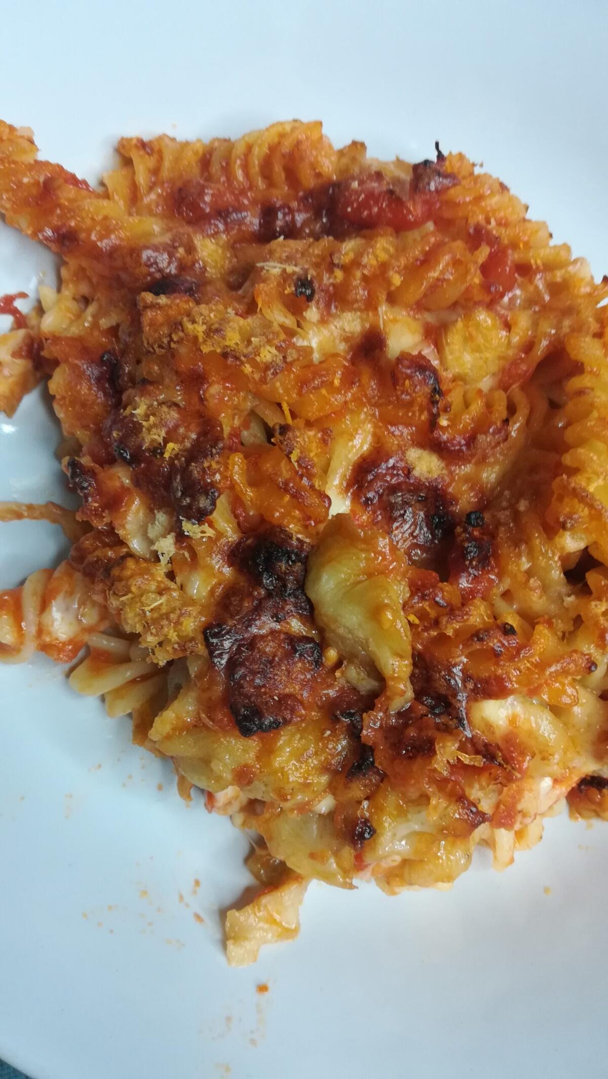 Fusilli con datterino in salsa Bioricci, melanzane e provola affumicata - Fusilli con datterino in salsa Bioricci, melanzane e provola affumicata