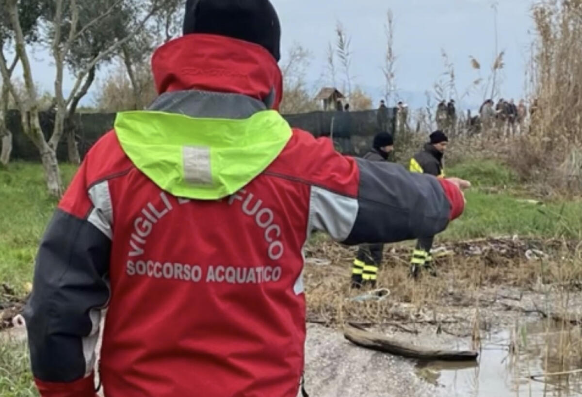 Ritrovato il corpo senza vita dell'uomo disperso nel lago di Varano - 