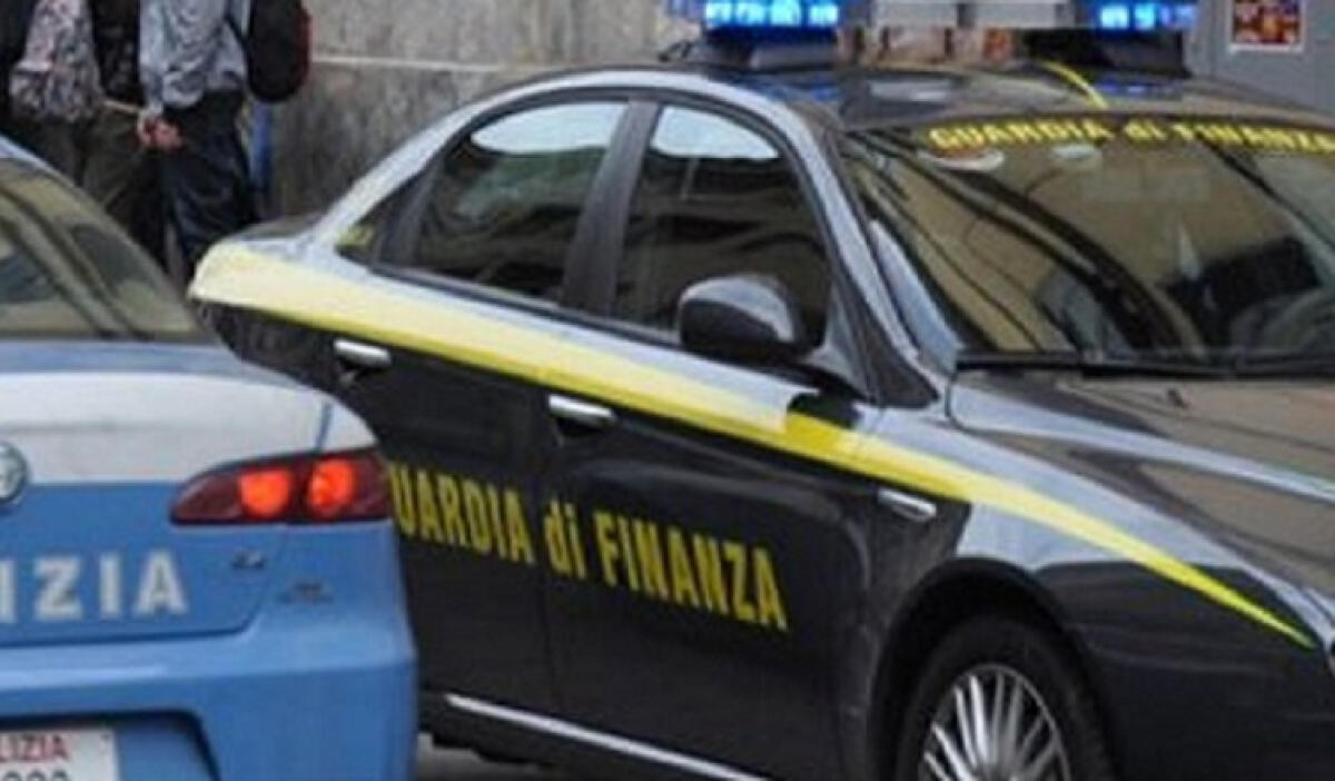 Spaccio di droga, 5 persone ritenute responsabili, altri 5 indagati - 