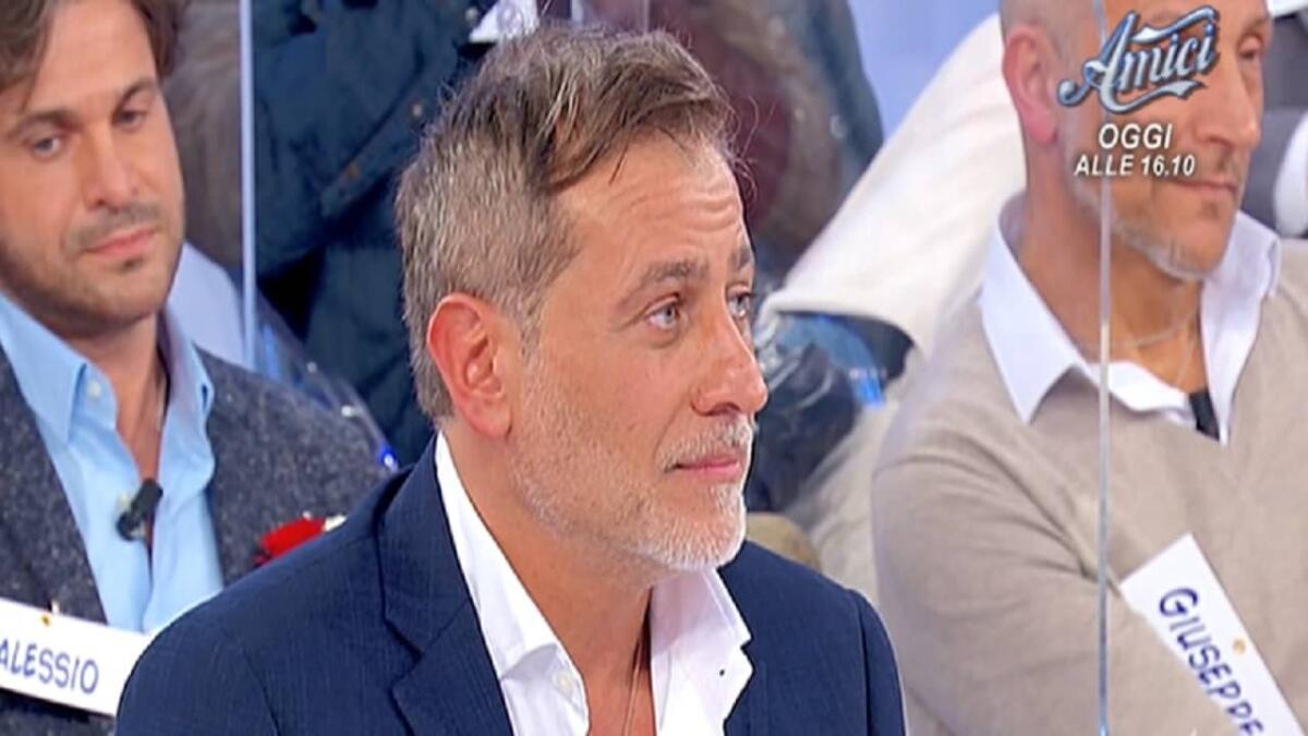 Anticipazioni Uomini e Donne, vuole lasciare il Trono: Alessandro rifiutato da una dama - 