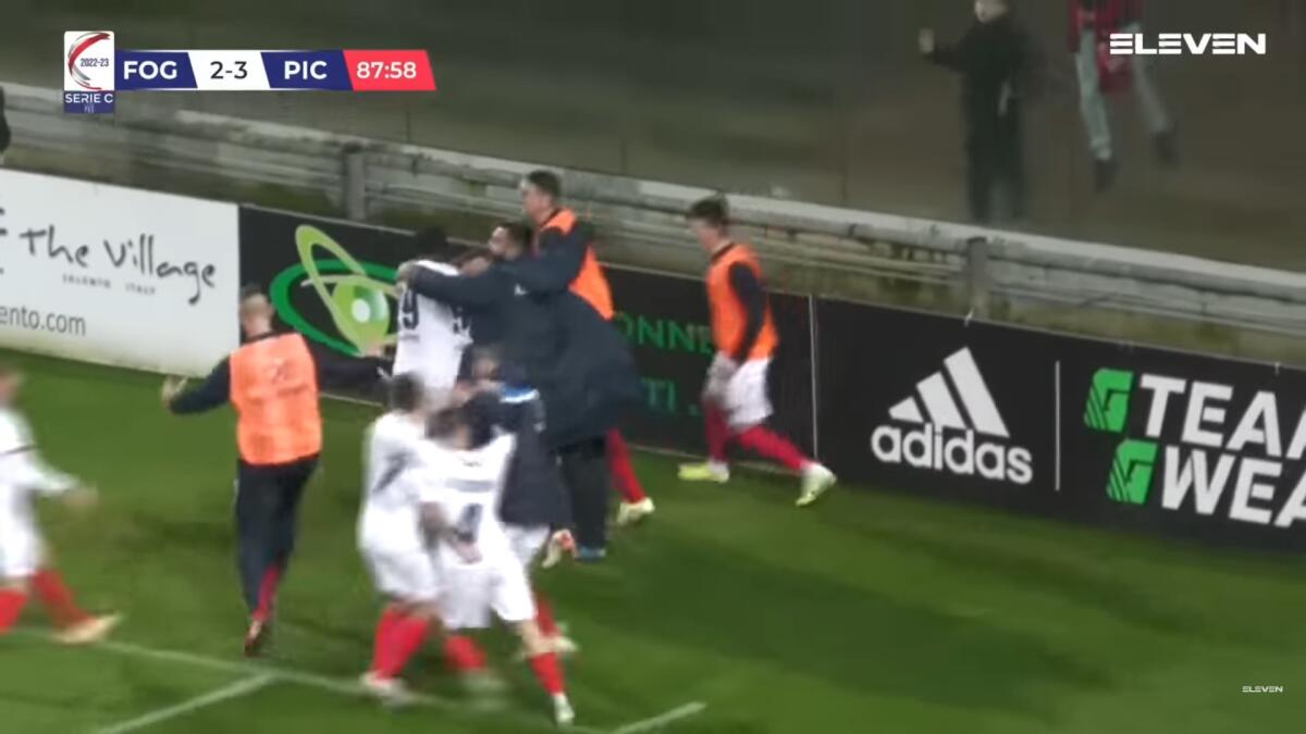Partita pazza a Foggia, padroni di casa 2 volte avanti, ma in entrambi casi raggiunti ed infine beffati dal gol. Gli Highlights della gara - 