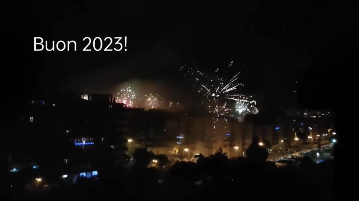 Foggia saluta il nuovo anno, le spettacolari immagini dei festeggiamenti - 