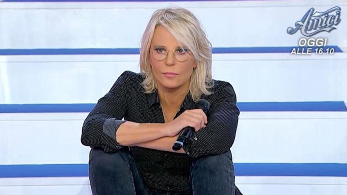 Anticipazioni Uomini e Donne, fa una battuta e scoppia la polemica: caos in studio! - 