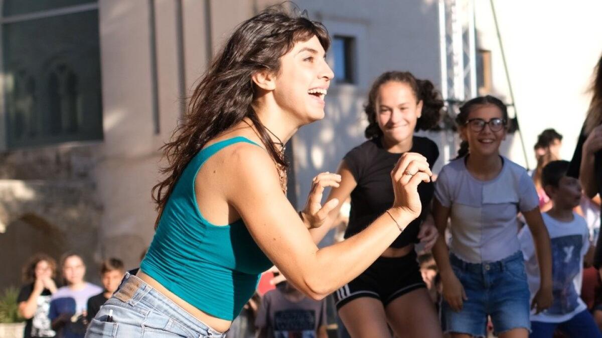 “Fiabe a Teatro”, il laboratorio dedicato ai bambini dai 6 ai 10 anni ideato e realizzato da Teatro Bottega degli Apocrifi. Dal 20 gennaio 2023 al Teatro Comunale “Lucio Dalla” di Manfredonia. - 