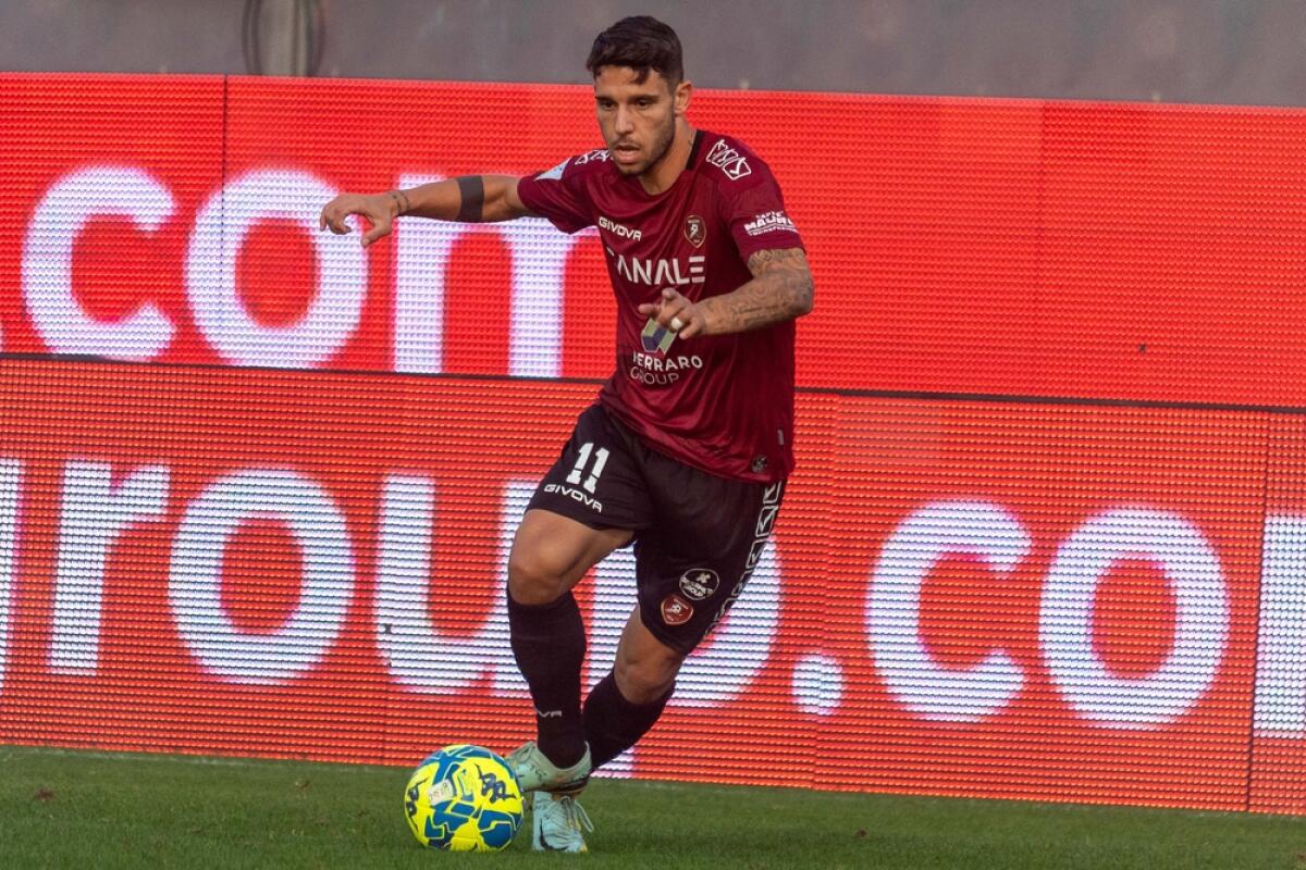 Mancati pagamenti stipendi, deferita la Reggina - Emanuele Cicerelli Reggina portrait  during Italian soccer Serie B match Reggina 1914 vs Frosinone Calcio at the Oreste Granillo stadium in Reggio Calabria, Italy, December 08, 2022 - Credit: Valentina Giannettoni