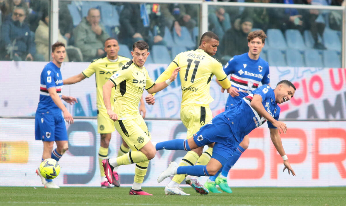 Sampdoria, scoppia il caso Sabiri: sostituito dopo 30 minuti, cos'è successo? - Abdelhamid Sabiri of Uc Sampdoria during the Italian Serie A, football match between Uc Sampdoria and Udinese Calcio on January 22, 2023 at Luigi Ferraris Stadium, Genova, Italy. Photo Nderim Kaceli - Credit: Nderim Kaceli/LiveMedia