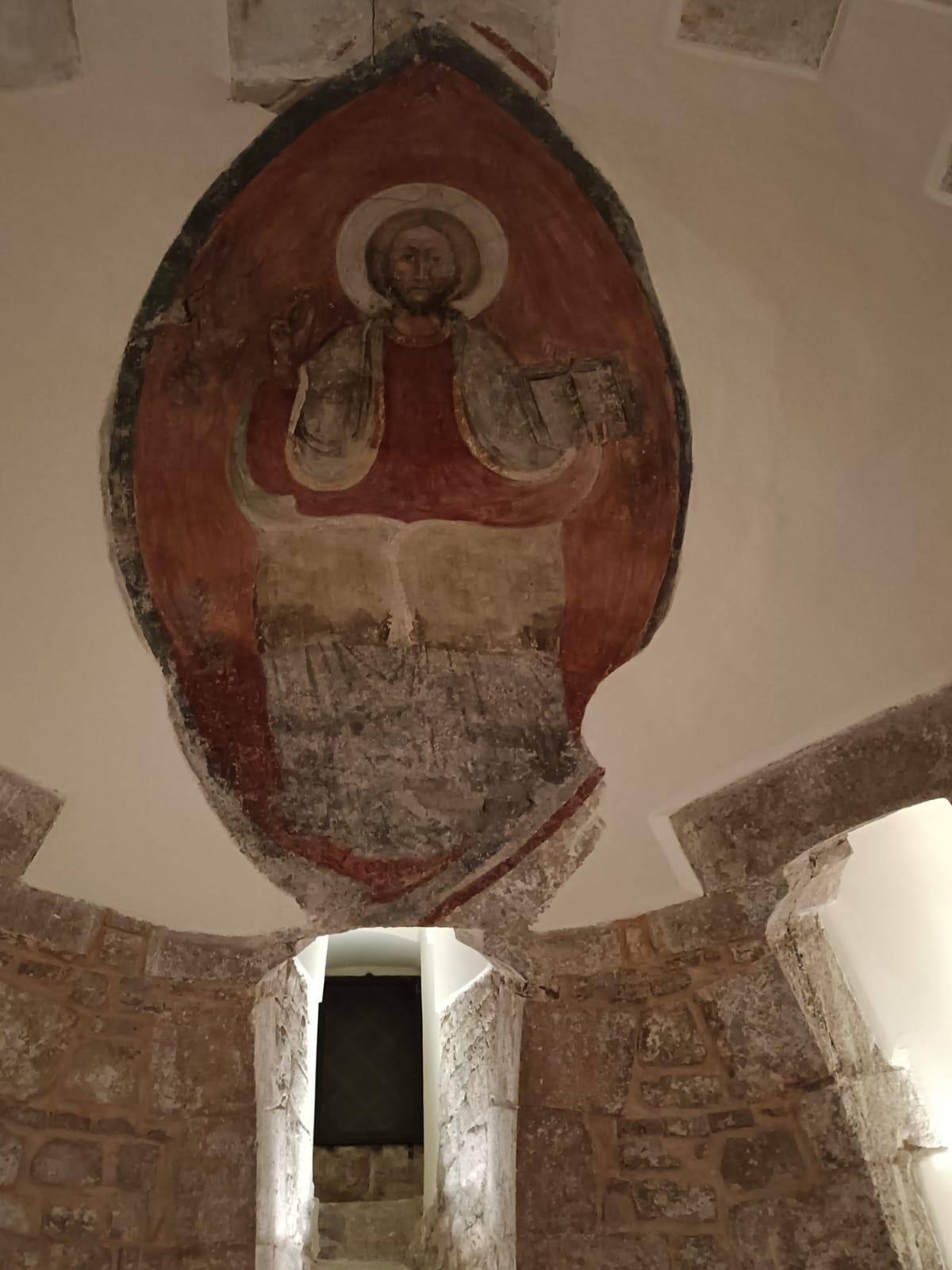 La cattedrale di Foggia sta restaurando il dipinto nella cripta del succorpo e ha bisogno di un aiuto economico da parte dei cittadini - 