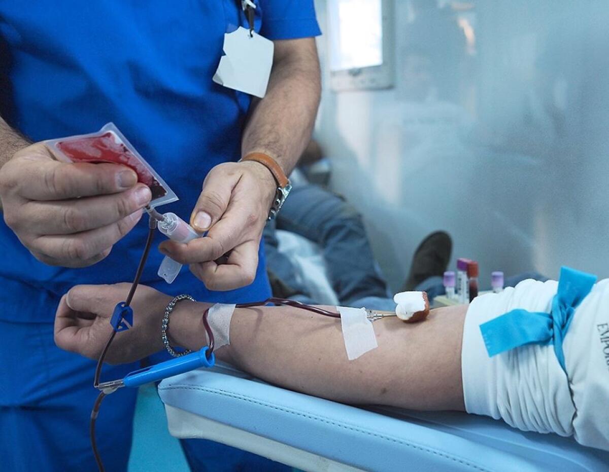 La Polizia di Stato, l’AVIS e il Policlinico di Foggia organizzano insieme una raccolta sangue, tramite due autoemoteche, il 12 aprile - 
