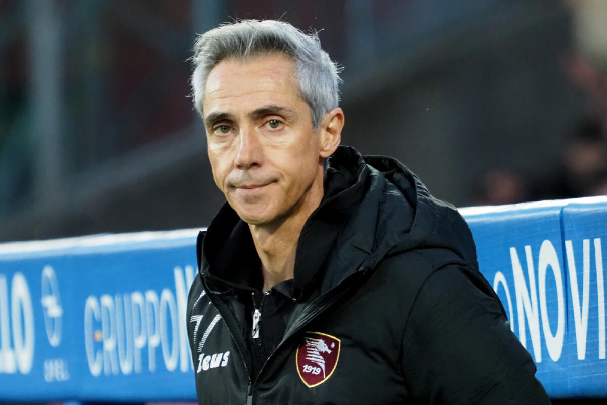 Ecco il nome per la panchina del Napoli! - Paulo Sousa coach of Salernitana, during the match of the Italian Serie A league between Salernitana vs Bologna final result, Salernitana 2, Bologna 2, match played at the Arechi stadium.
