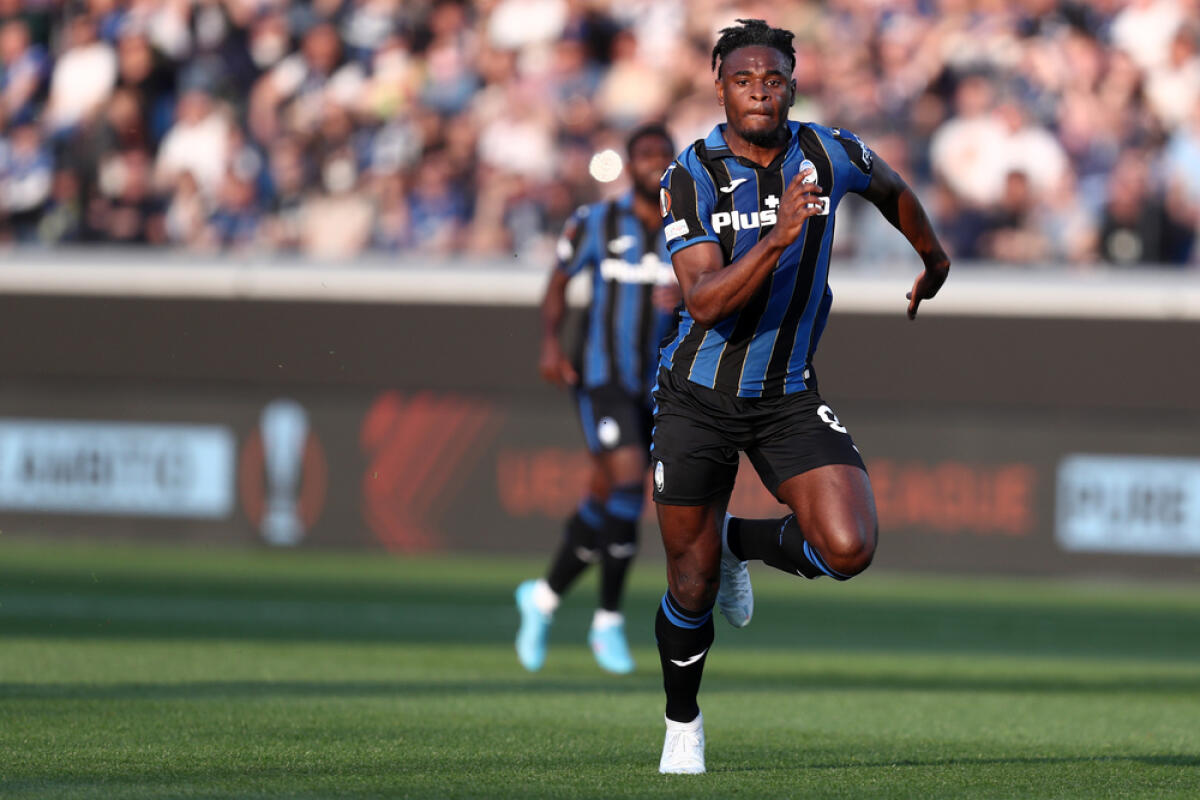 Roma, le ultime di calciomercato - Bergamo, Italy. 14 April 20220. Duvan Zapata of Atalanta Bc  during during the UEFA Europa League Quarter Final Leg Two match between Atalanta BC and RB Leipzig .