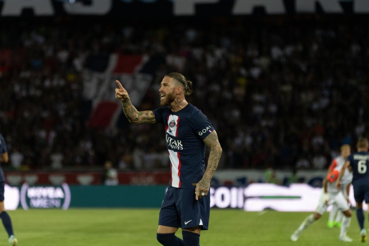Gli ultras del Siviglia contro il ritorno di Sergio Ramos - 
