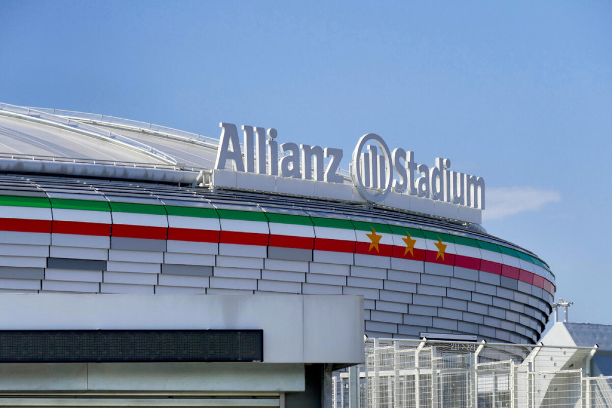 Exor smentisce la vendita della Juve - A beautiful shot of the Juventus football stadium