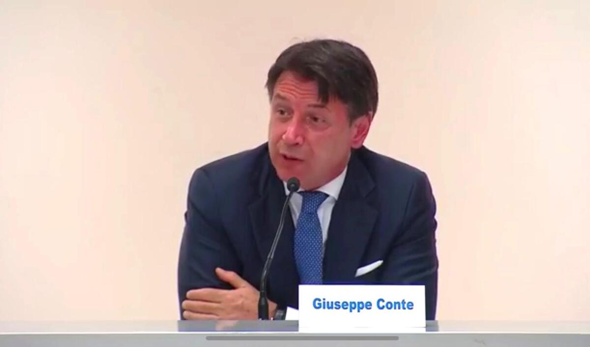 Giuseppe Conte è atteso a Foggia per una conferenza stampa post elezioni - 