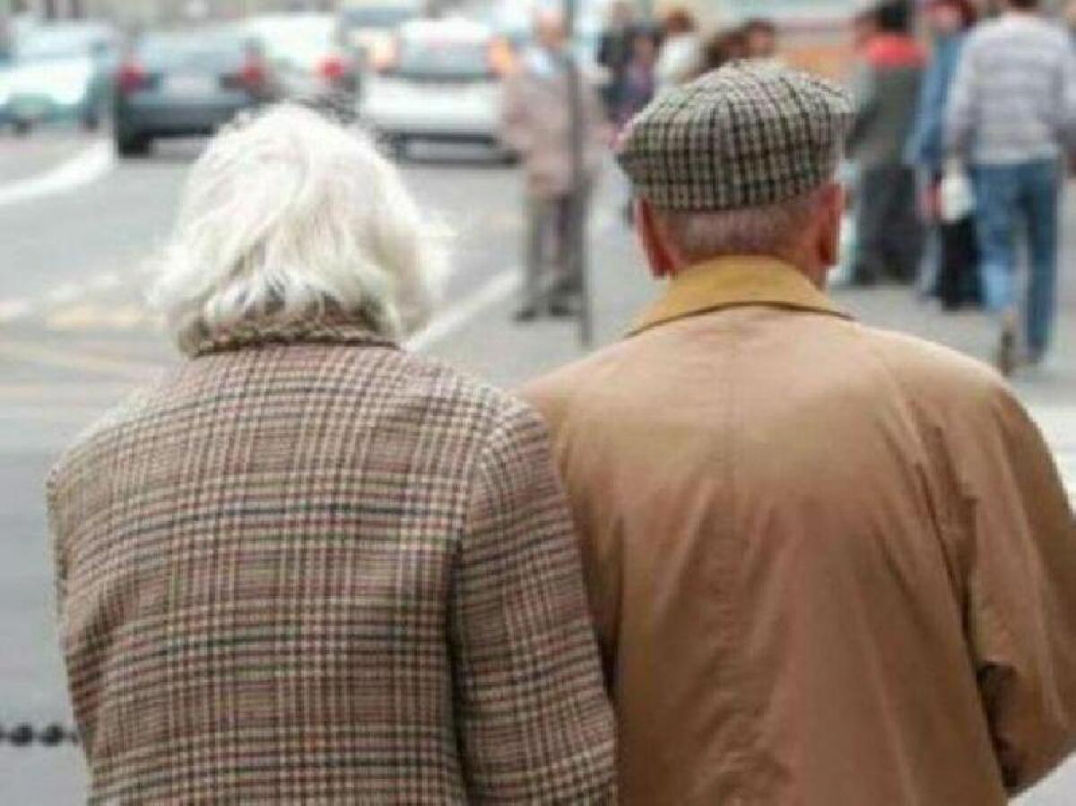 Puglia, più pensionati che lavoratori attivi - 