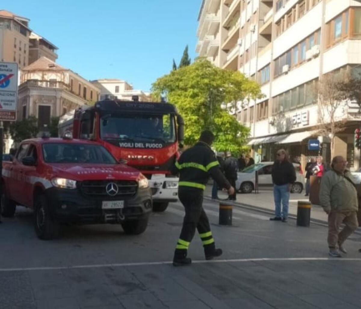 Maltempo, Vigili del Fuoco bloccati dai dissuasori - 
