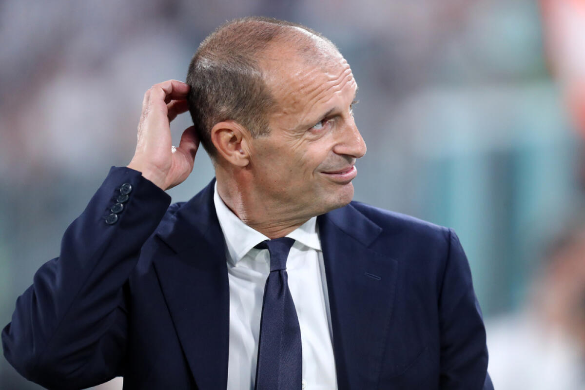 Allegri "irrispettoso" verso l'arbitro: multa e diffida - Massimiliano Allegri, head coach of Juventus Fc during the  Serie A match beetween Juventus Fc and Us Sassuolo at Allianz Stadium on August 14, 2022 in Torino, Italy .