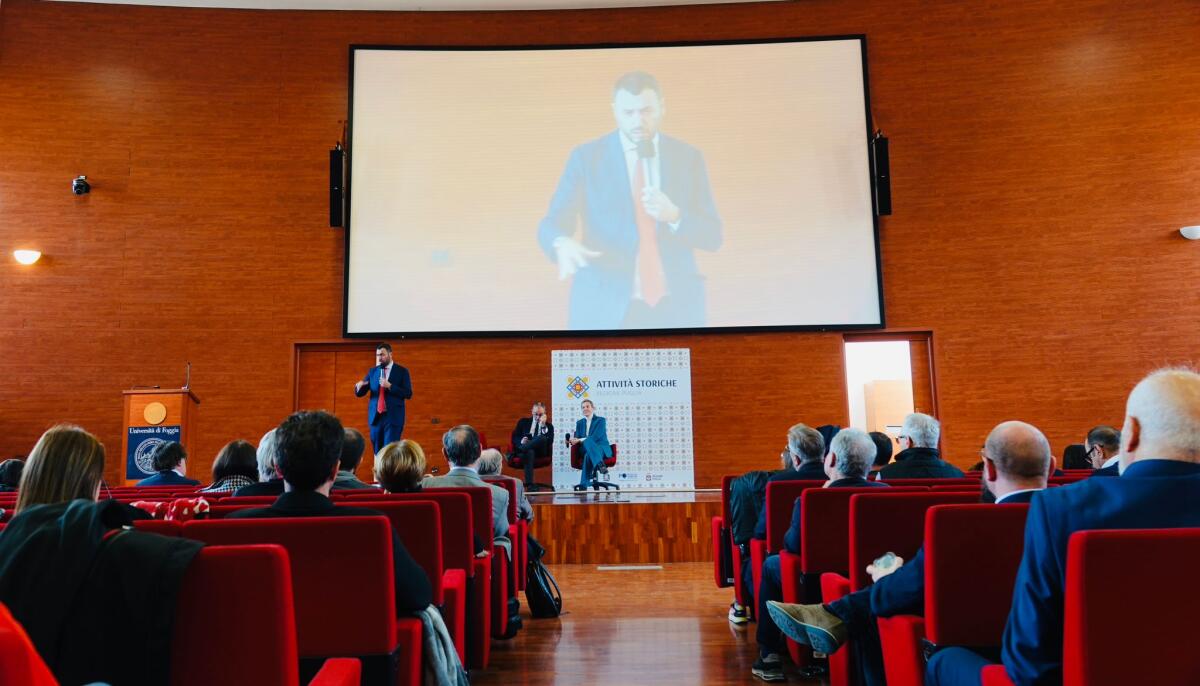 La Regione ha premiato le attività storiche del territorio - 