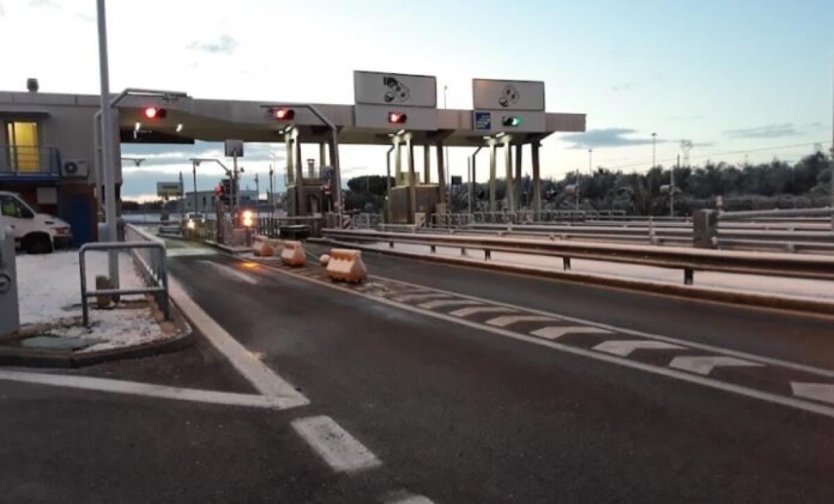 A14, incidente tra Foggia e San Severo - 