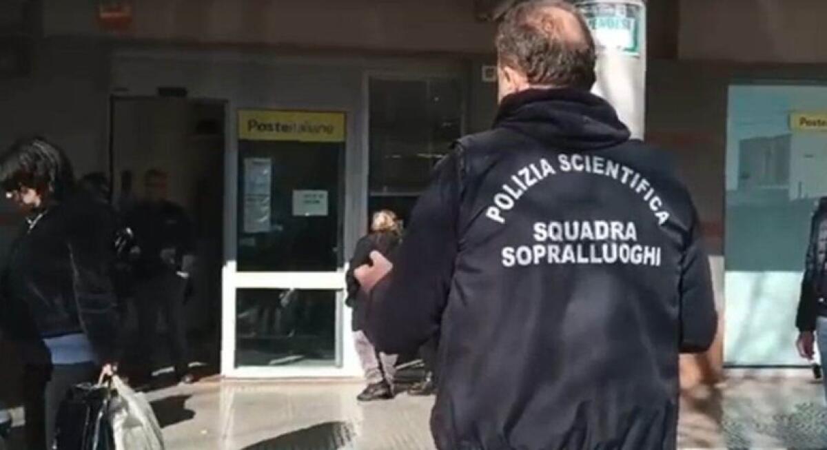 Foggia, rapina  ufficio postale viale Candelaro: in fuga tre uomini - 
