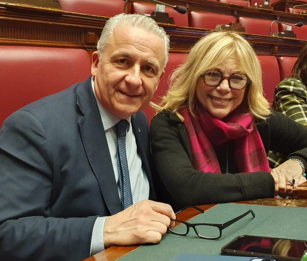 Dalla Chiesa e Gatta: "Bene iniziative Ministero Istruzione su ritardi pagamenti dei precari"
