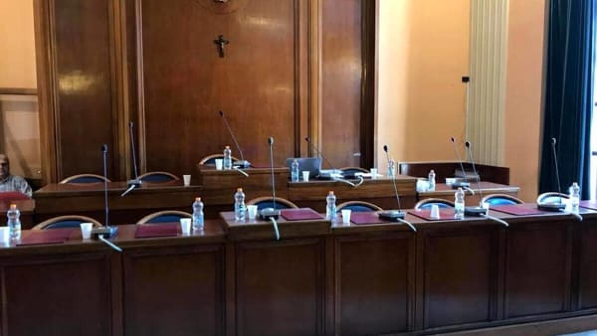 Possibile incompatibilità Pontone: nuovo segretario generale smentisce il suo predecessore - 