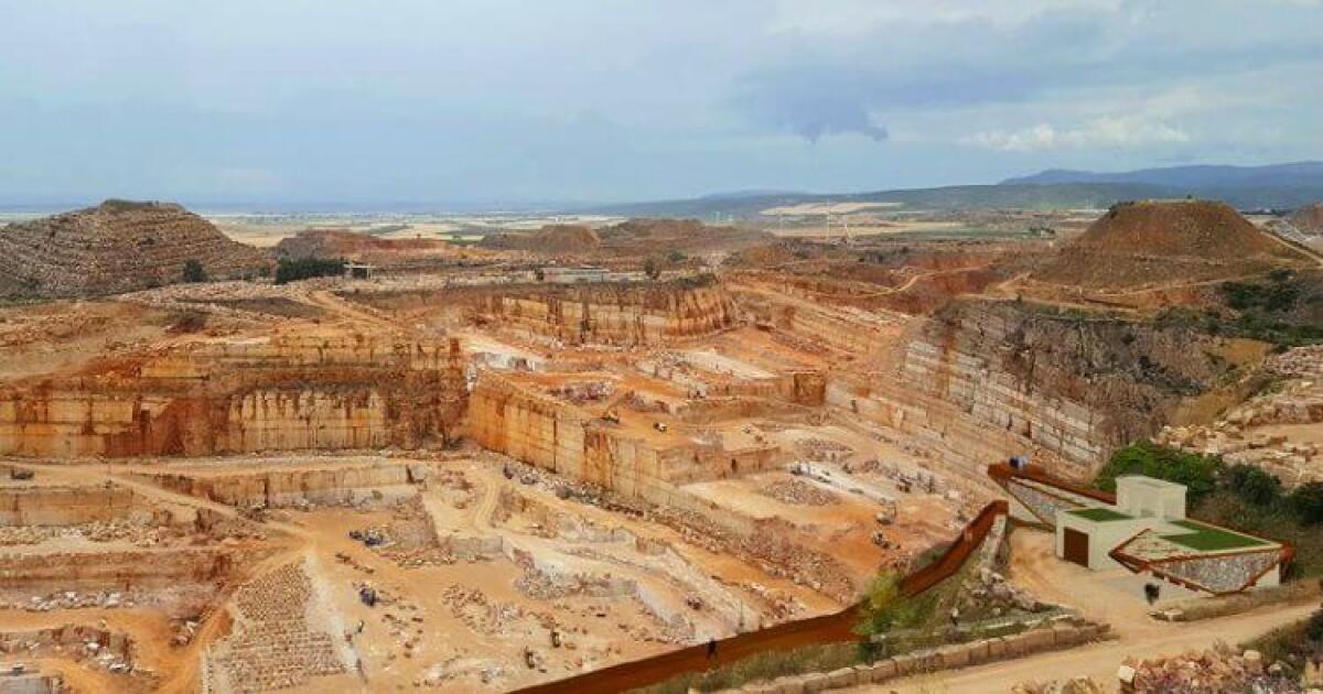 Lavoratori lapidei senza contratto integrativo, sindacati pronti allo sciopero - Cave Di Pietra Di Apricena 750x394