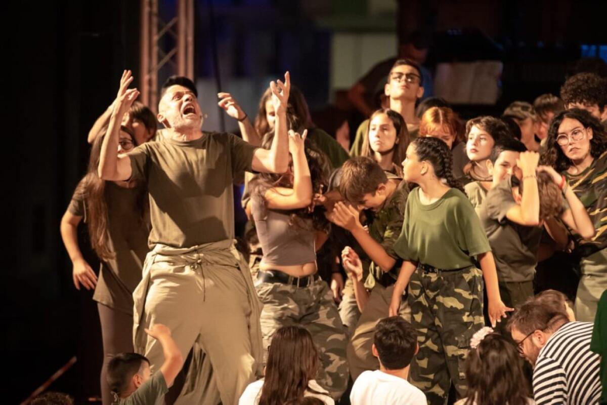 Manfredonia, coro di 180 elementi per “Pace – da Aristofane” - 