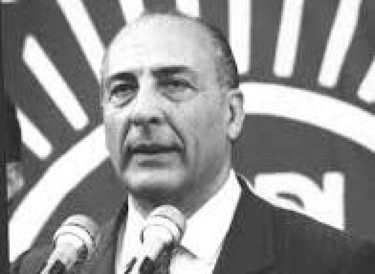 Un convegno per ricordare il viestano Antonio Cariglia - 