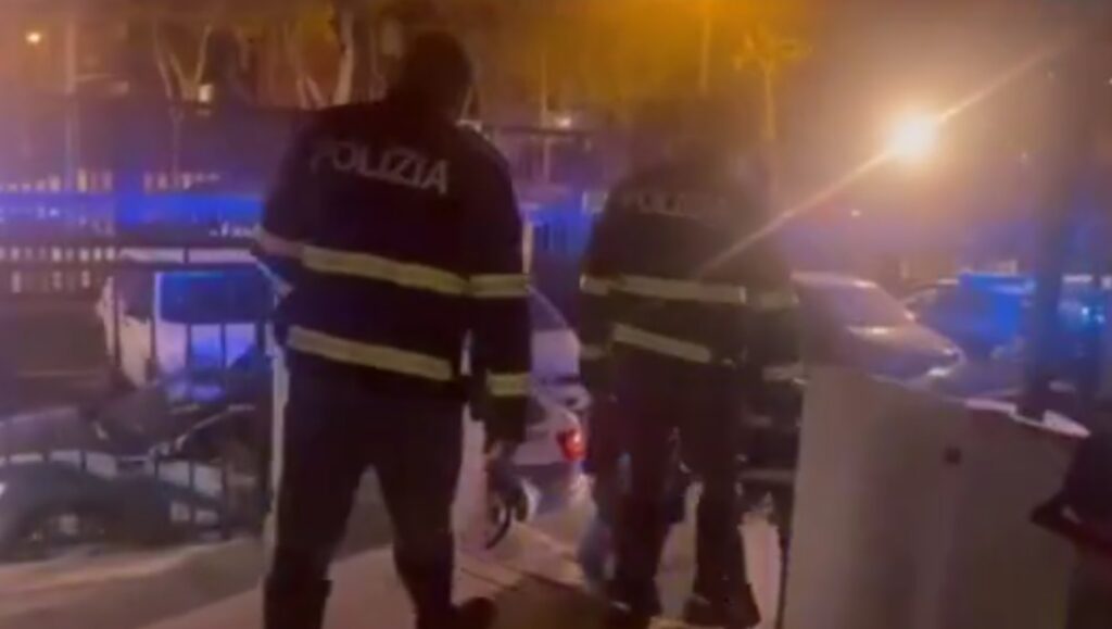 Cannibalizzavano auto e rivendevano i pezzi anche fuori Italia, 5 arresti
