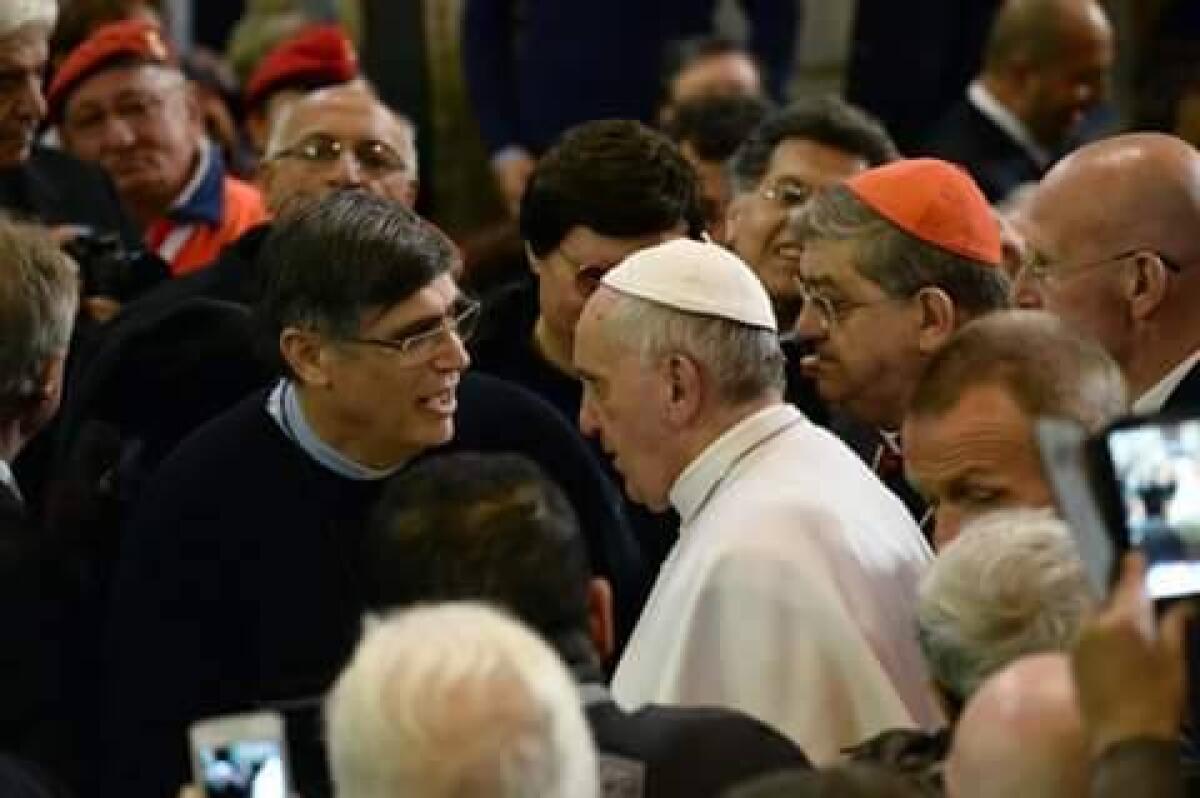Foggia, a San Pio X il prete anti camorra Maurizio Patriciello - 
