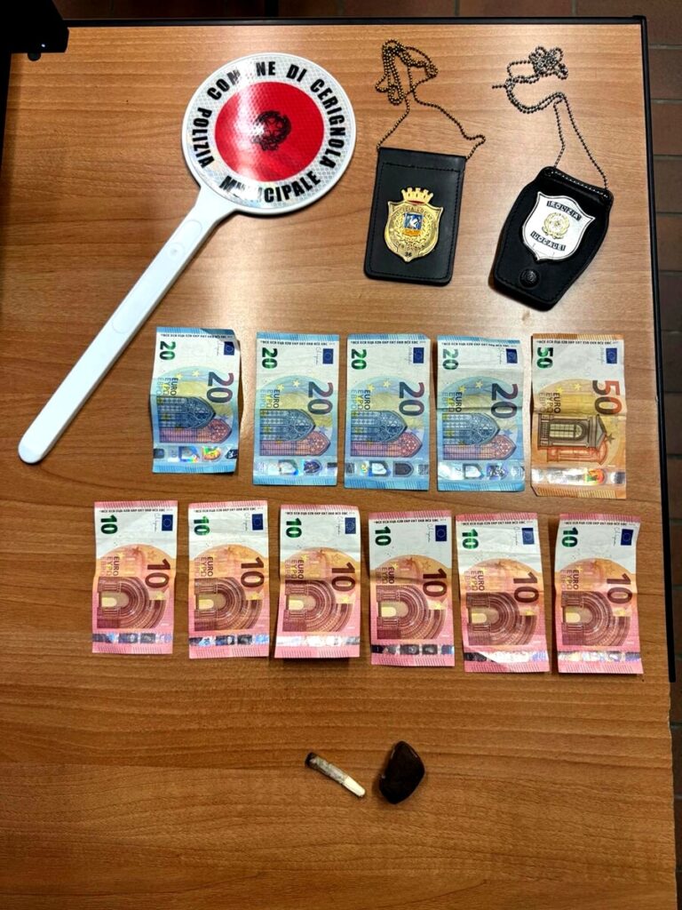 Cerignola, arrestato pusher che spacciava nella Villa comunale