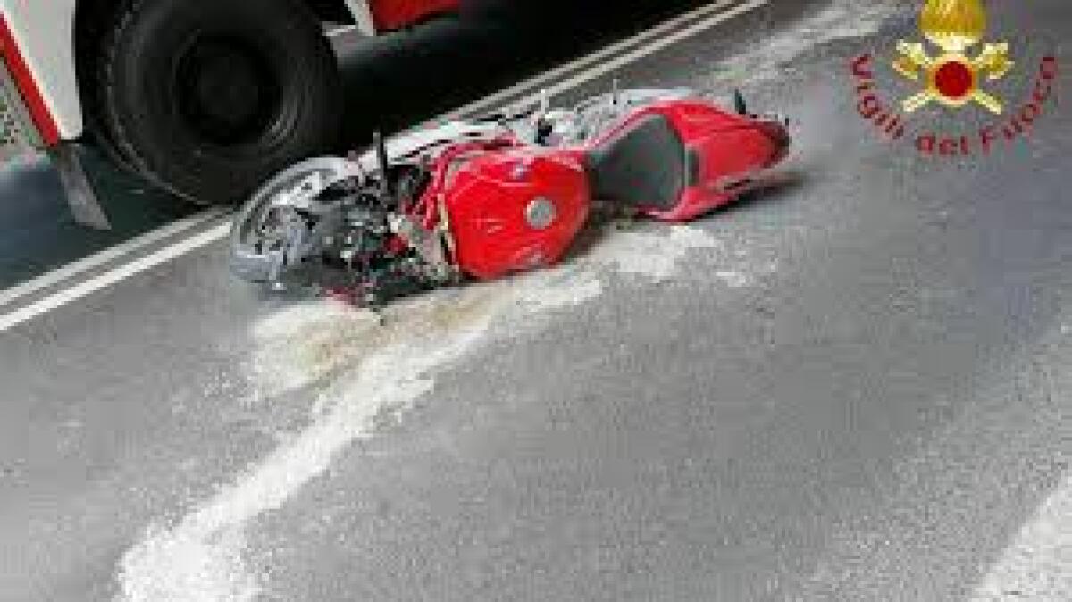 Pesaro, 45enne foggiano muore in incidente stradale - 